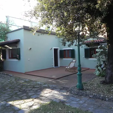 Locazione Turistica Nicodemi - Casina - Villa